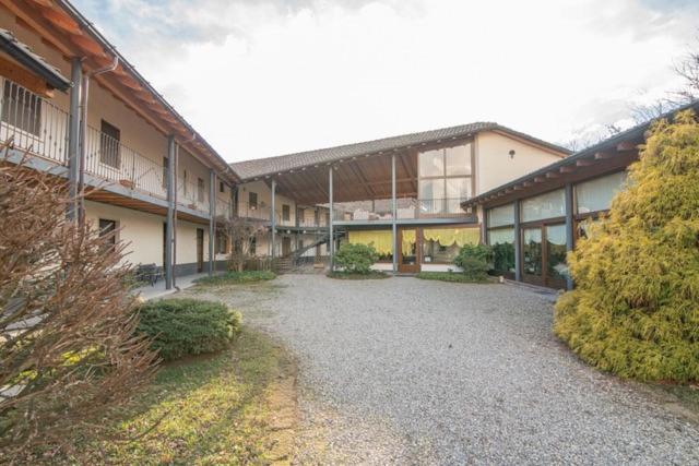 Albergo Giardino Sannazzaro de' Burgondi Exterior foto